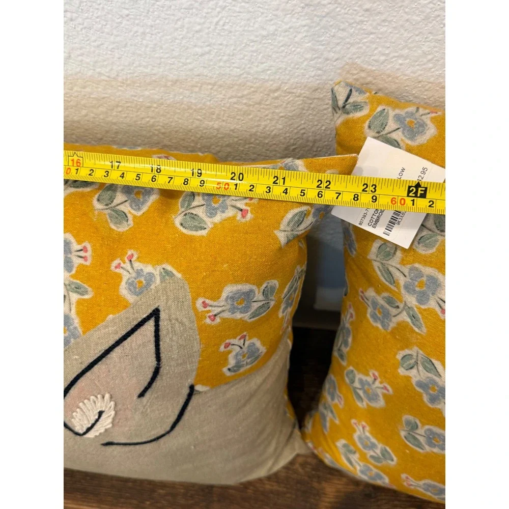 NWT Creative Co-Op Cotton Linen Floral‎ Yellow Embroidered Pig Pillows Set of 2